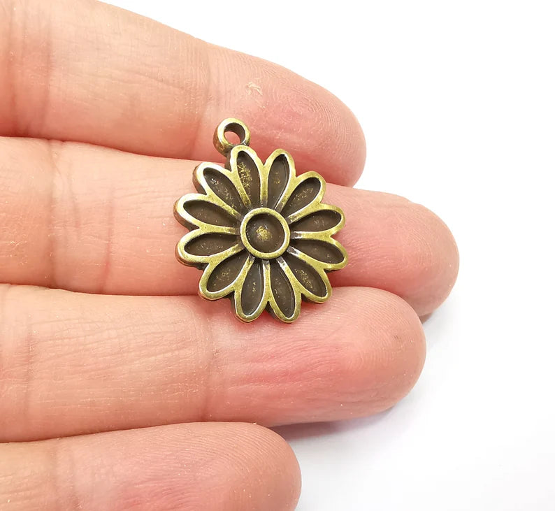 2 Flower Charms Antique Bronze Plated Charms (27x22mm) G33522