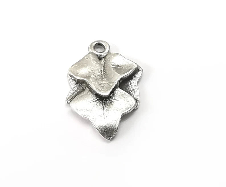 2 Leaves Charms, Antique Silver Plated (21x16mm) G33530