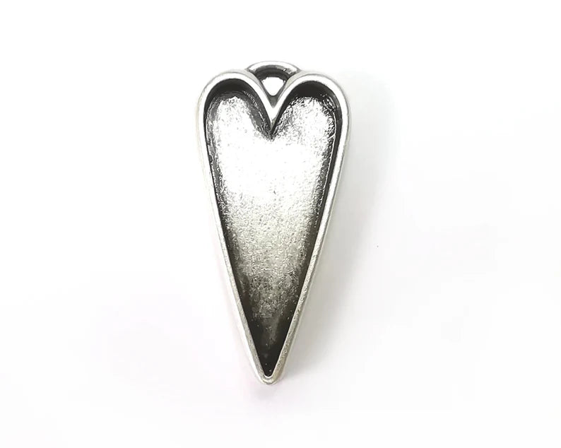 Long Heart Pendant Blanks, Resin Bezel Bases, Mosaic Mountings, Dry flower Frame, Polymer Clay base, Antique Silver Plated (34x16mm) G33548
