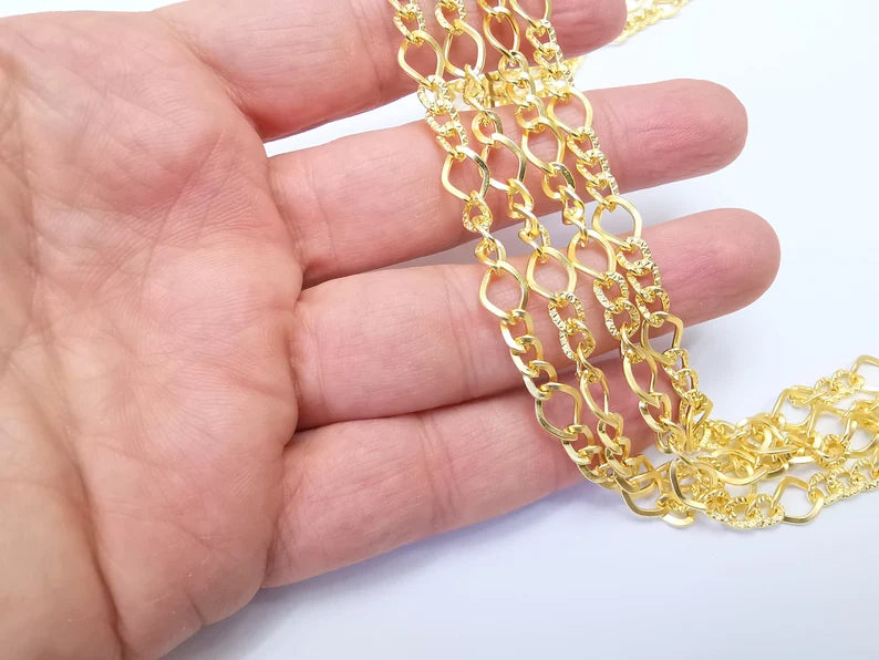 Gold Figaro Chain (10x7 and 6x5 mm) Gold Plated Chain G33562