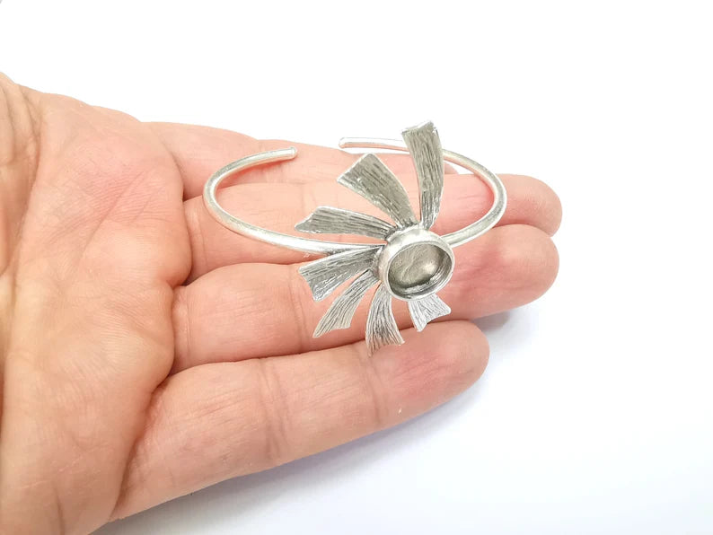 Leaf Bracelet Blank Resin Bezel Cabochon Cuff Base Settings Adjustable Bracelet Antique Silver Plated Brass (10mm Bezel) G33563