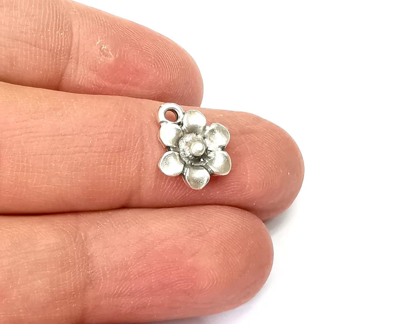 5 Flower Charms, Antique Silver Plated Charms (13x12mm) G33506