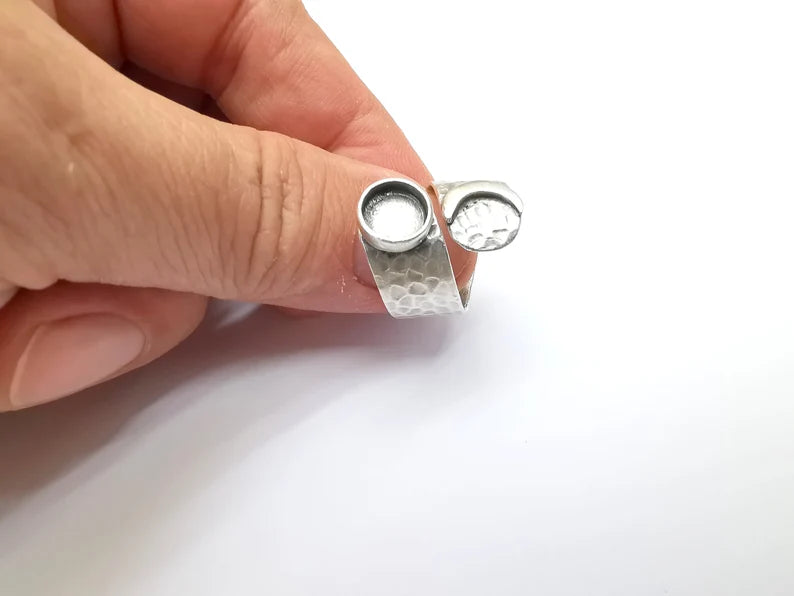 Crescent Ring Setting Blank Cabochon Mounting Adjustable Ring Base Bezel Antique Silver Plated Brass (8mm) G33587