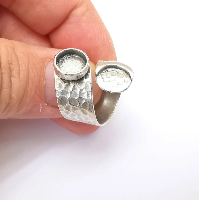 Crescent Ring Setting Blank Cabochon Mounting Adjustable Ring Base Bezel Antique Silver Plated Brass (8mm) G33587