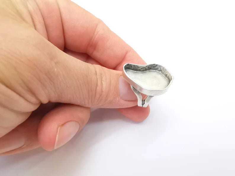 Amorphous Ring Setting Resin Ring Blank Mounting Adjustable Dried Flower Rings Base Bezel Antique Silver Plated Brass (24x17mm) G33586