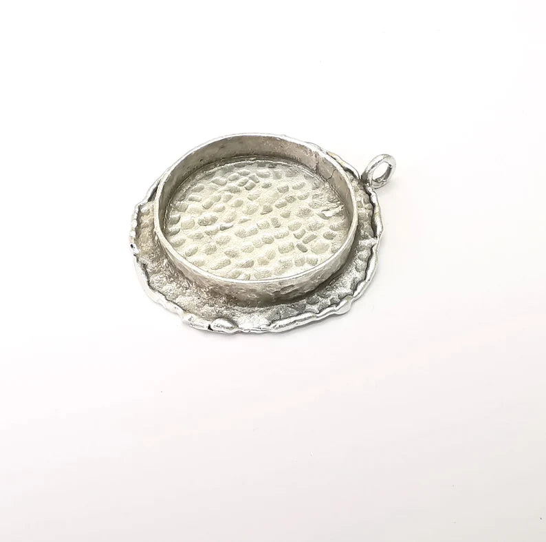 Hammered Pendant Blanks, Resin Bezel, Cabochon Bases, Mosaic Mountings, Dry flower Frame, Polymer Clay, Antique Silver Brass (25mm) G33588