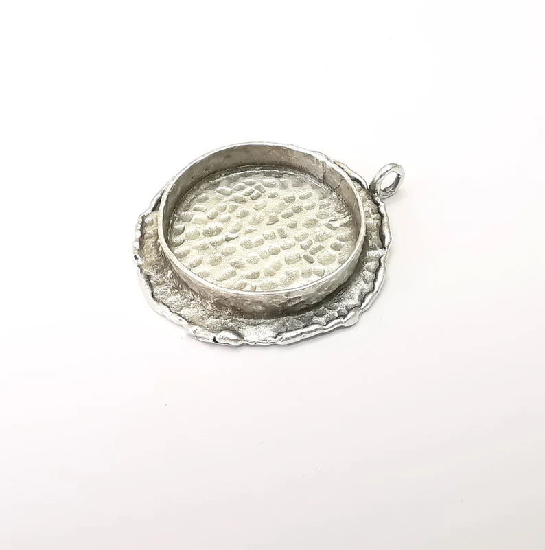 Hammered Pendant Blanks, Resin Bezel, Cabochon Bases, Mosaic Mountings, Dry flower Frame, Polymer Clay, Antique Silver Brass (25mm) G33588