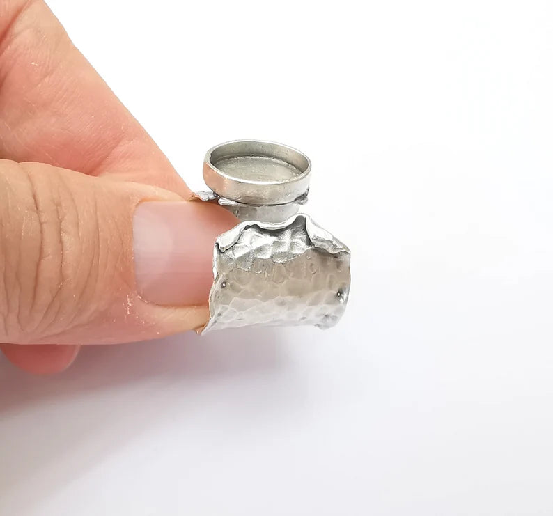 Hammered Ring Setting Resin Ring Blank Cabochon Mounting Adjustable Dried Flower Base Bezel Antique Silver Plated Brass (14x10mm) G33589