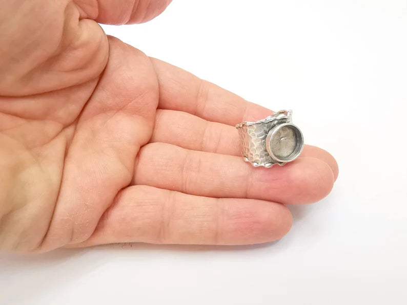 Hammered Ring Setting Resin Ring Blank Cabochon Mounting Adjustable Dried Flower Ring Base Bezel Antique Silver Plated Brass (12mm) G33591