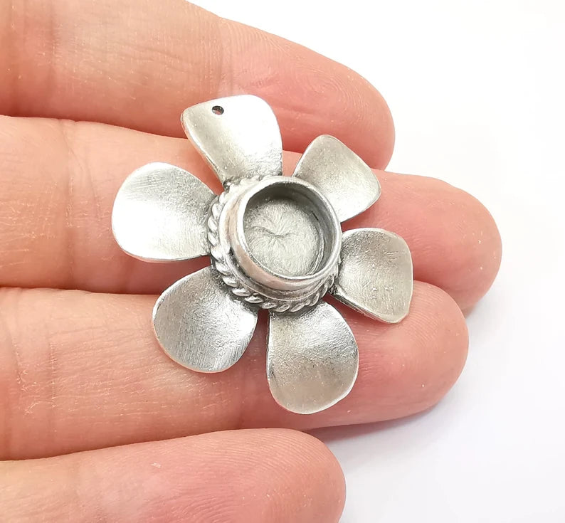 Flower Pendant Blanks, Resin Bezel, Cabochon Bases, Mosaic Mountings, Dry flower Frame, Polymer Clay, Antique Silver Brass (10mm) G33593