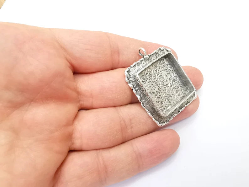 Hammered Pendant Blanks, Resin Bezel, Cabochon Bases, Mosaic Mountings, Dry flower Frame, Polymer Clay, Antique Silver Brass (25mm) G33597