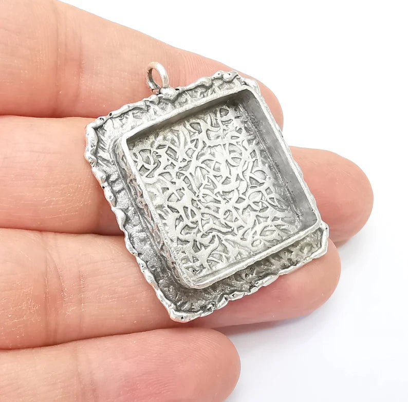 Hammered Pendant Blanks, Resin Bezel, Cabochon Bases, Mosaic Mountings, Dry flower Frame, Polymer Clay, Antique Silver Brass (25mm) G33597