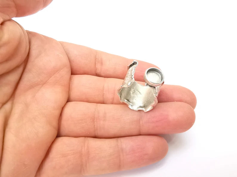 Hammered Ring Setting Resin Ring Blank Cabochon Mounting Adjustable Dried Flower Ring Base Bezel Antique Silver Plated Brass (8mm) G33598