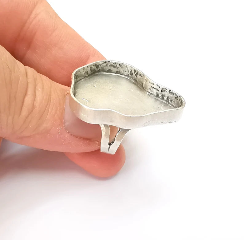 Amorphous Ring Setting Resin Ring Blank Mounting Adjustable Dried Flower Rings Base Bezel Antique Silver Plated Brass (33x25mm) G33599