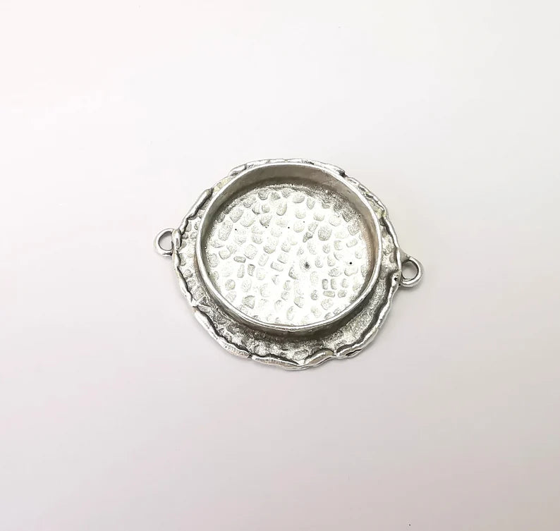 Hammered Pendant Connector Blanks, Resin Bezel, Cabochon Bases Mountings, Dry flower Frame, Polymer Clay, Antique Silver Brass (25mm) G33601