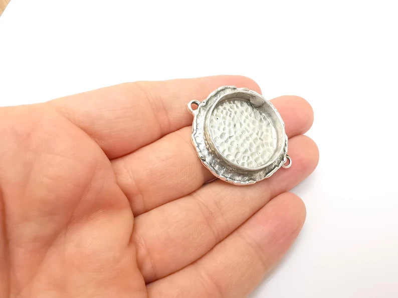 Hammered Pendant Connector Blanks, Resin Bezel, Cabochon Bases Mountings, Dry flower Frame, Polymer Clay, Antique Silver Brass (25mm) G33601