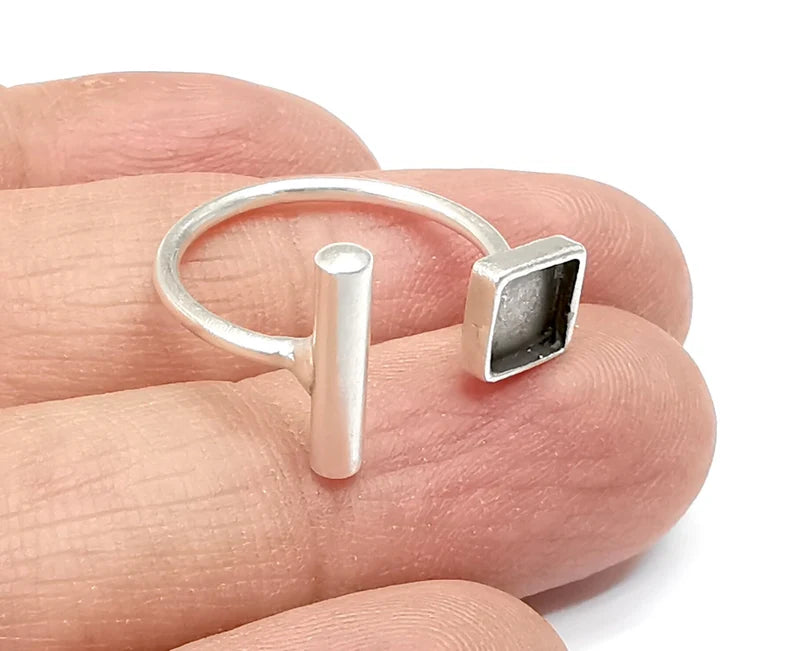 Rod Ring Setting Blank Cabochon Mounting Adjustable Resin Ring Base Bezel Mosaic Ring, Antique Silver Plated Brass (6mm bezel) G33509