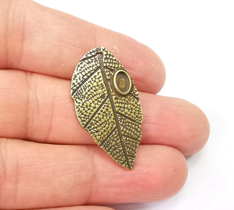 2 Leaf Charms, Antique Bronze Plated Plants Charms (34x18mm) G33514
