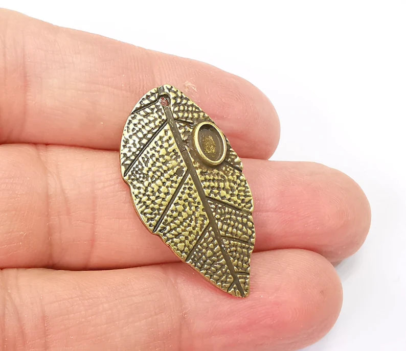 2 Leaf Charms, Antique Bronze Plated Plants Charms (34x18mm) G33514