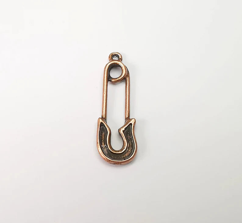 4 Safety Pin Charms, Antique Copper Plated Dangle Charms (35x11mm) G33517