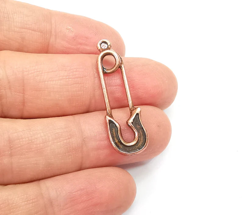 4 Safety Pin Charms, Antique Copper Plated Dangle Charms (35x11mm) G33517