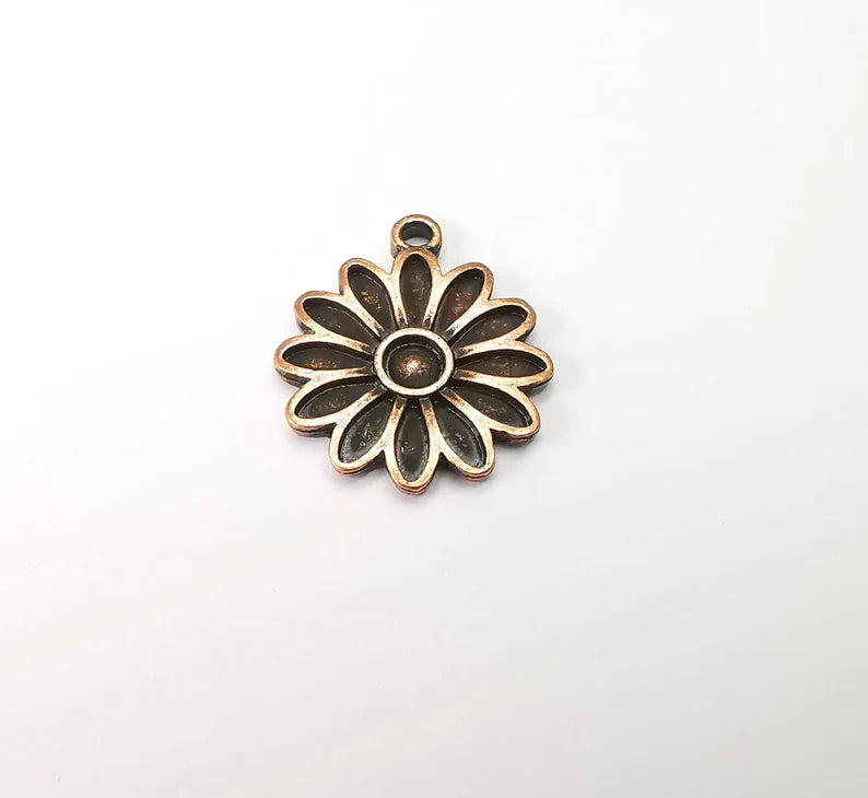 2 Flower Charms Antique Copper Plated Charms (27x22mm) G33518