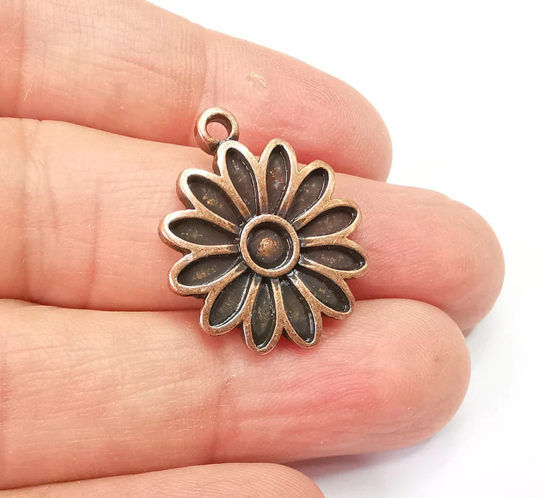 2 Flower Charms Antique Copper Plated Charms (27x22mm) G33518