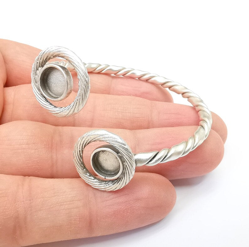 Folded Bracelet Bezel Cuff Blank Resin Mountings Cabochon Base Settings Antique Silver Plated Brass Adjustable Bracelet (8mm Bezel) G33637