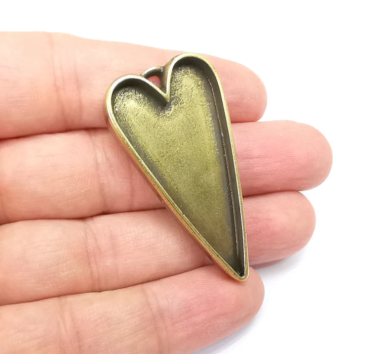 Heart Pendant Blanks, Resin Bezel Bases, Mosaic Mountings, Dry flower Frame, Polymer Clay base, Antique Bronze Plated (47x24mm) G33659