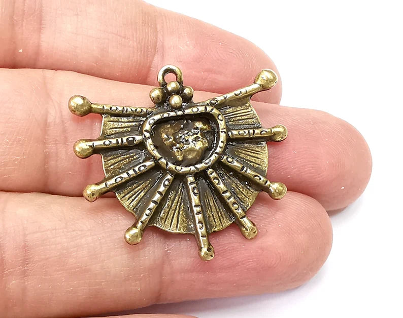 Antique Bronze Charms, Antique Bronze Plated Pendant (35x31mm)(11x8mm Blank) G33550