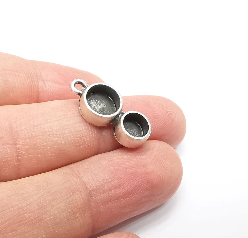 Round Pendant Blanks, Resin Bezel Bases, Mosaic Mountings, Polymer Clay base, Antique Silver Plated (8mm and 6mm) G33668