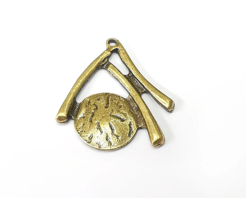 Disc Charms, Antique Bronze Plated Charms (42x38mm) G33670