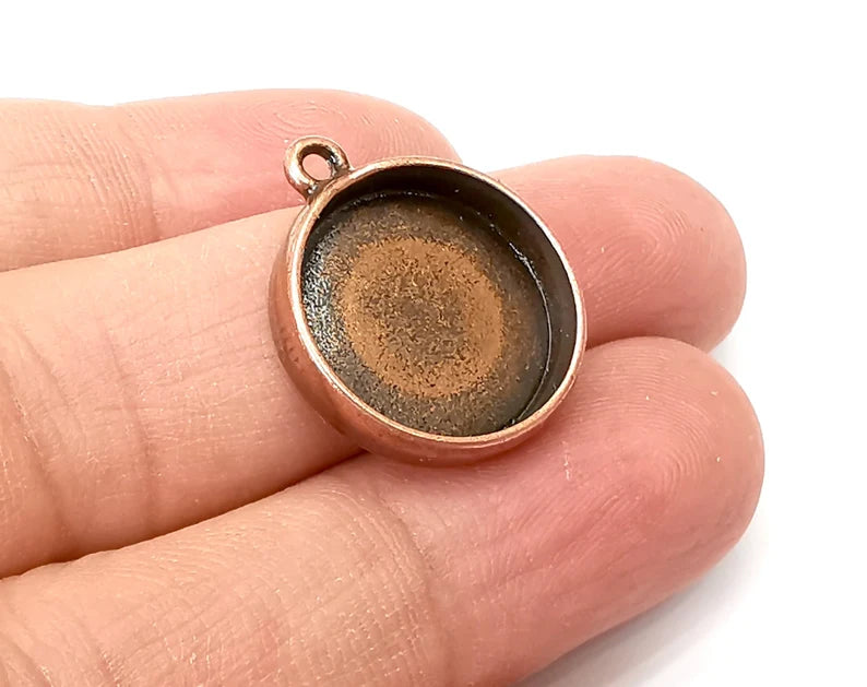 2 Round Pendant Blanks, Resin Bezel Bases, Mosaic Mountings, Dry flower Frame, Polymer Clay base, Antique Copper Plated (18mm) G33678