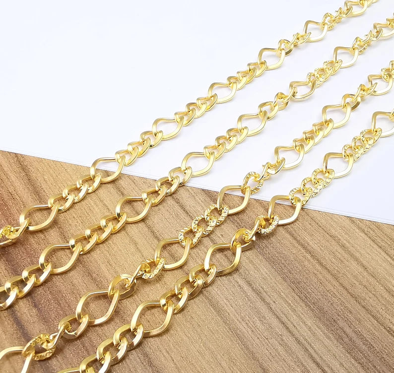 Gold Figaro Chain (10x7 and 6x5 mm) Gold Plated Chain G33562