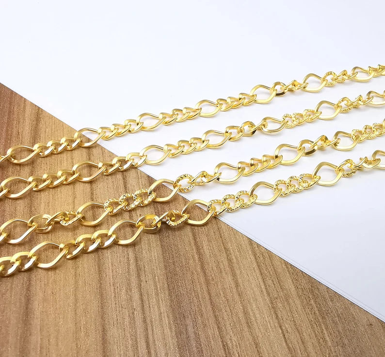 Gold Figaro Chain (10x7 and 6x5 mm) Gold Plated Chain G33562