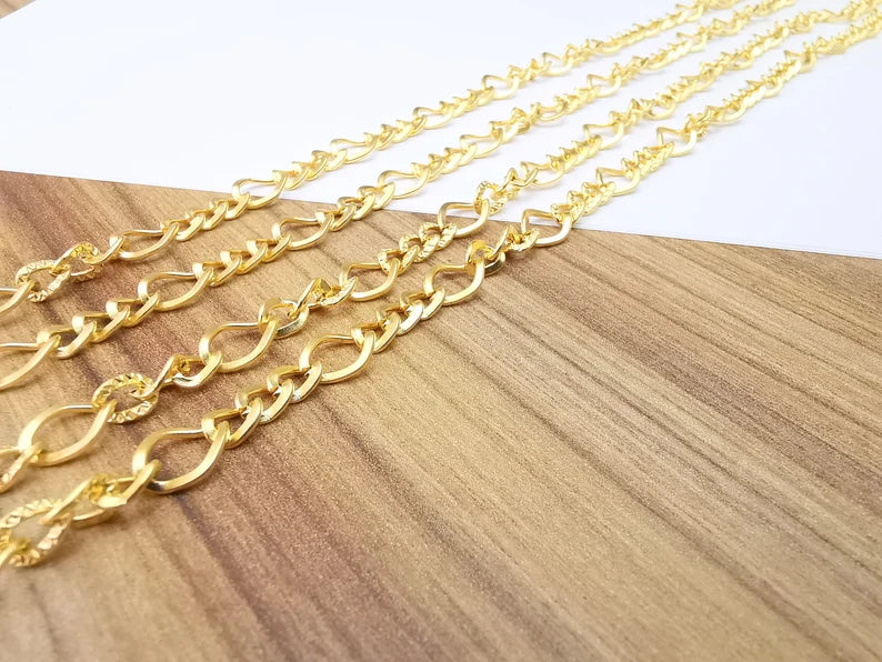 Gold Figaro Chain (10x7 and 6x5 mm) Gold Plated Chain G33562