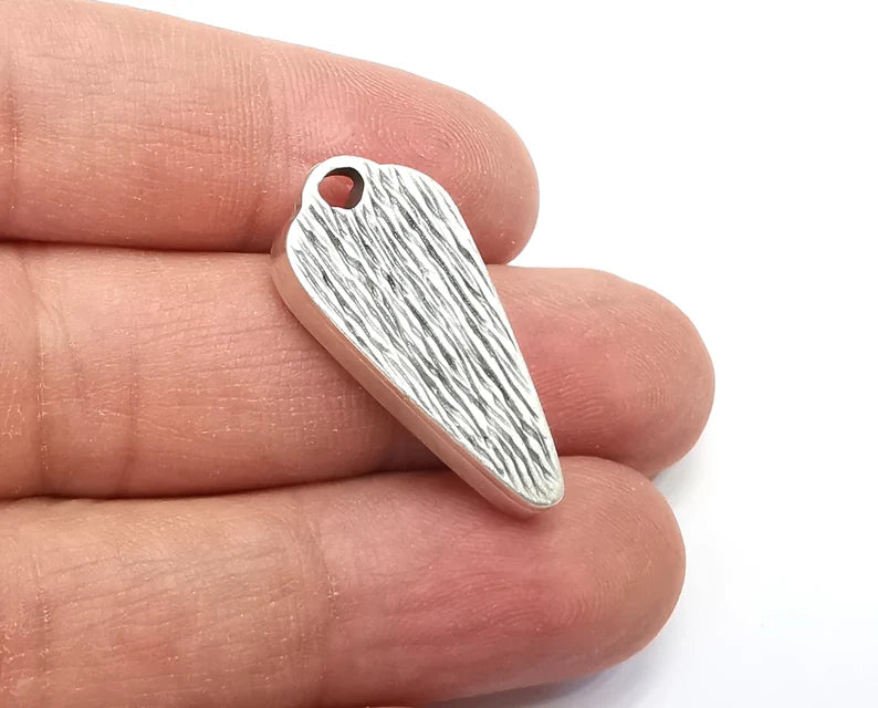 Long Heart Pendant Blanks, Resin Bezel Bases, Mosaic Mountings, Dry flower Frame, Polymer Clay base, Antique Silver Plated (23x12mm) G33572