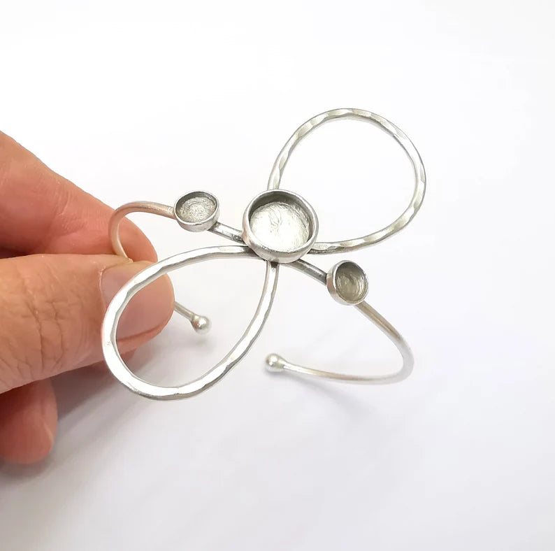Wire Bracelet Bezel Cuff Blank Resin Mountings Cabochon Base Settings Antique Silver Plated Brass Adjustable Bracelet Bezel (6mm10mm) G33718