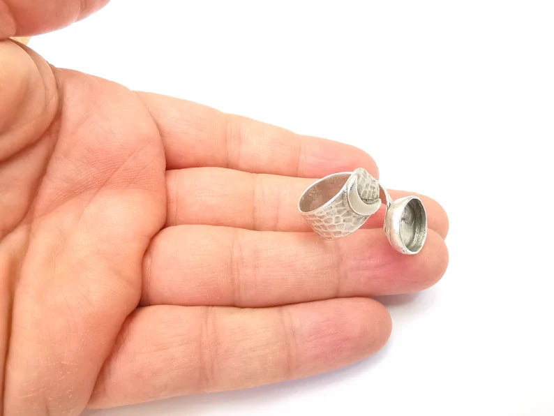 Crescent Ring Setting Blank Cabochon Ring Mounting Adjustable Wrap Ring Base, inlay Ring Bezel Antique Silver Plated Brass (12mm) G33594