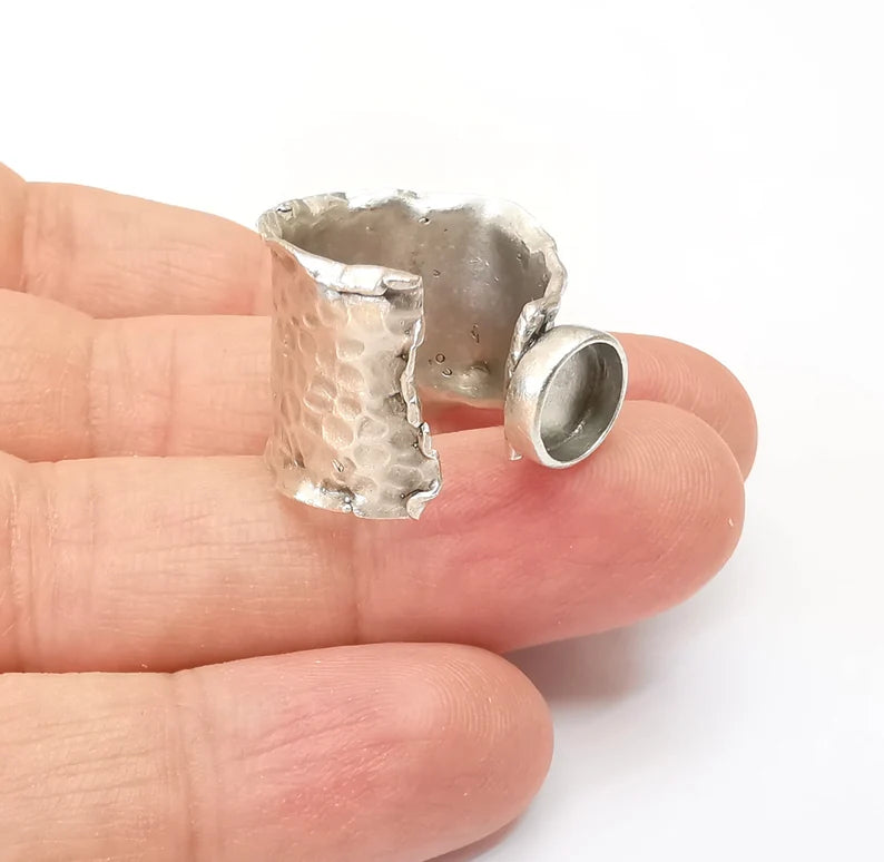 Hammered Ring Setting Resin Ring Blank Cabochon Mounting Adjustable Dried Flower Ring Base Bezel Antique Silver Plated Brass (8mm) G33598