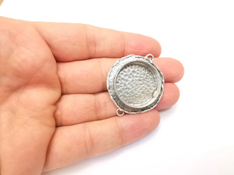 Hammered Pendant Connector Blanks, Resin Bezel, Cabochon Bases Mountings, Dry flower Frame, Polymer Clay, Antique Silver Brass (25mm) G33601