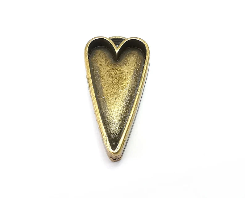 Long Heart Pendant Blanks, Resin Bezel Bases, Mosaic Mountings, Dry flower Frame, Polymer Clay base, Antique Bronze Plated (34x16mm) G33620