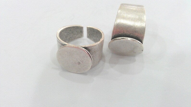 Adjustable Ring Blank (15 mm Blank) , Antique Silver Plated Brass Findings G18307