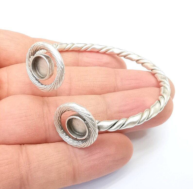Folded Bracelet Bezel Cuff Blank Resin Mountings Cabochon Base Settings Antique Silver Plated Brass Adjustable Bracelet (8mm Bezel) G33637