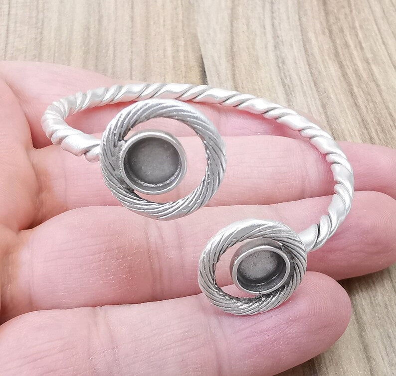 Folded Bracelet Bezel Cuff Blank Resin Mountings Cabochon Base Settings Antique Silver Plated Brass Adjustable Bracelet (8mm Bezel) G33637