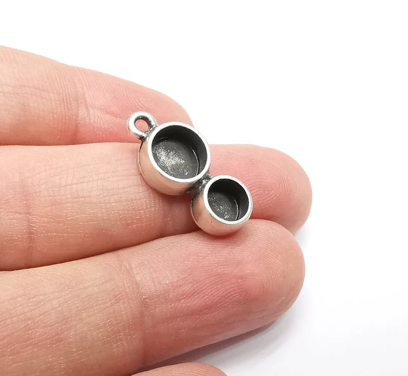 Round Pendant Blanks, Resin Bezel Bases, Mosaic Mountings, Polymer Clay base, Antique Silver Plated (8mm and 6mm) G33668