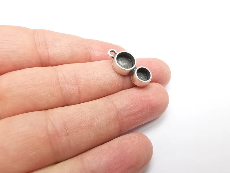 Round Pendant Blanks, Resin Bezel Bases, Mosaic Mountings, Polymer Clay base, Antique Silver Plated (8mm and 6mm) G33668