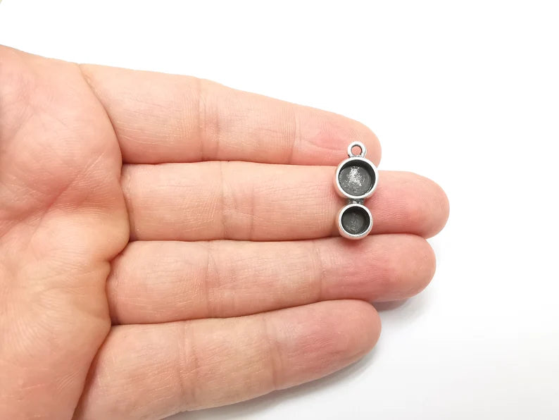 Round Pendant Blanks, Resin Bezel Bases, Mosaic Mountings, Polymer Clay base, Antique Silver Plated (8mm and 6mm) G33668