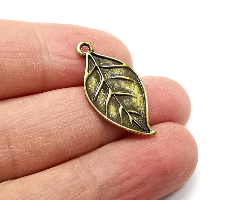 Leaf Charms, Antique Bronze Plated Charms (28x15mm) G33694