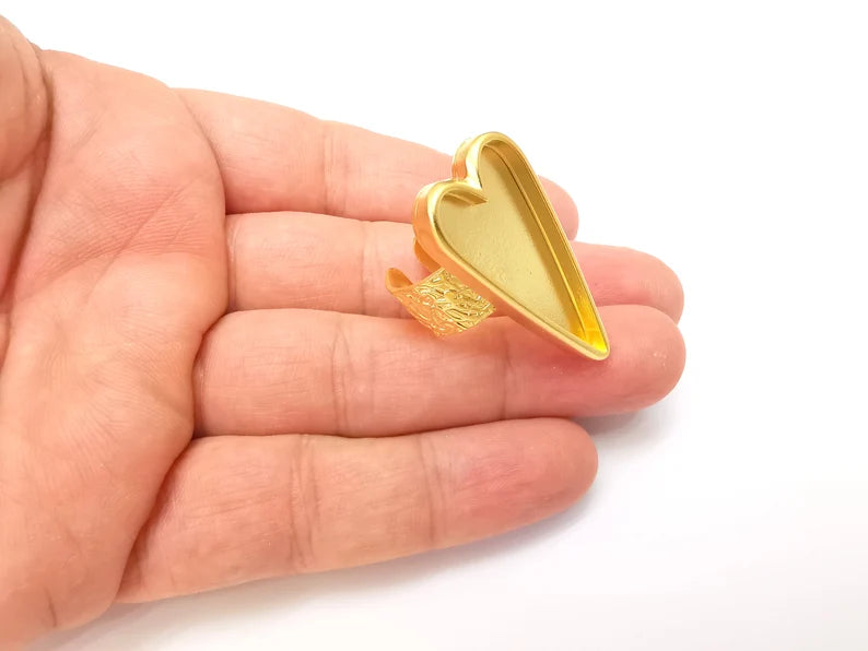 Heart Ring Blank Settings, Cabochon Mounting, Adjustable Gold Plated Resin Ring Base, Inlay Ring, Mosaic Epoxy Bezel Ring (34x15mm) G33795